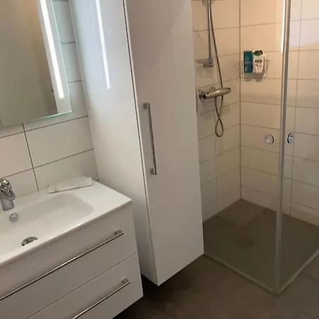 Moderne Fra 2019 *